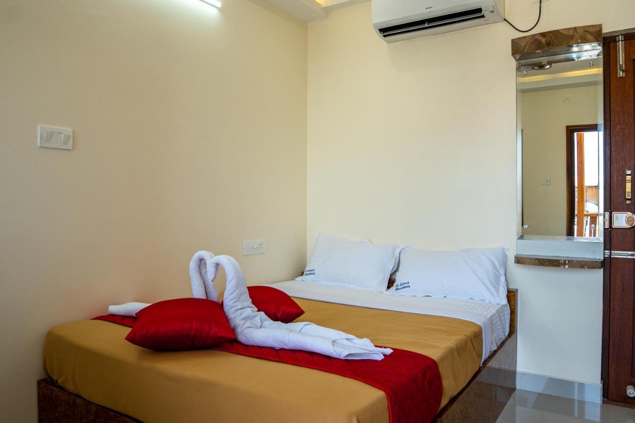 Le Suresh Guest House Ποντισερί Εξωτερικό φωτογραφία